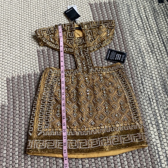 NWT Retrofête Norma Embellished Mini Cutout Dress in Gold Size Small - Picture 9 of 13